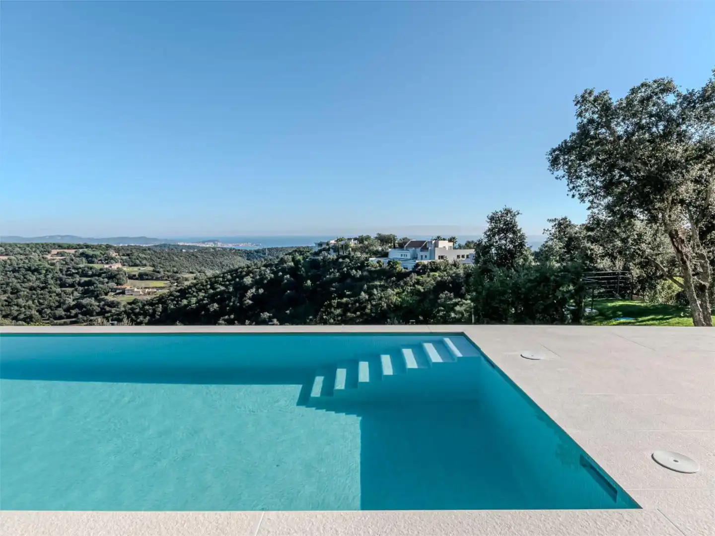 Swimming pool of Flat for sale in Castell d'Aro, Platja d'Aro i s'Agaró  with Air Conditioner, Heating and Private garden