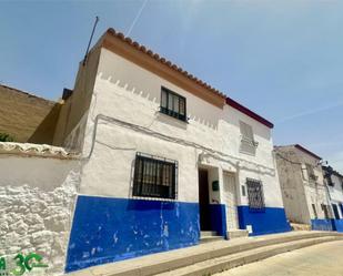 Exterior view of Single-family semi-detached for sale in Campo de Criptana  with Terrace