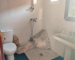 Bathroom of House or chalet for sale in Costur  with Terrace