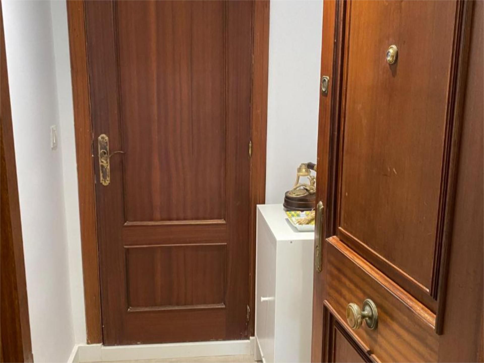 Pis per a compartir a Grupo los Pinares, Los Castros Pis per a compartir a Grupo los Pinares, Los Castros