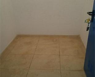 Box room to rent in  Madrid Capital