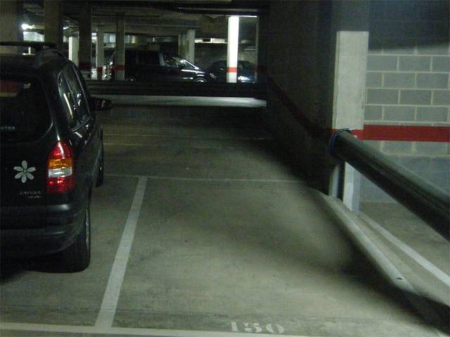 Garaje en Venta en Avinguda d'Estrasburg, 40 en Can Llong