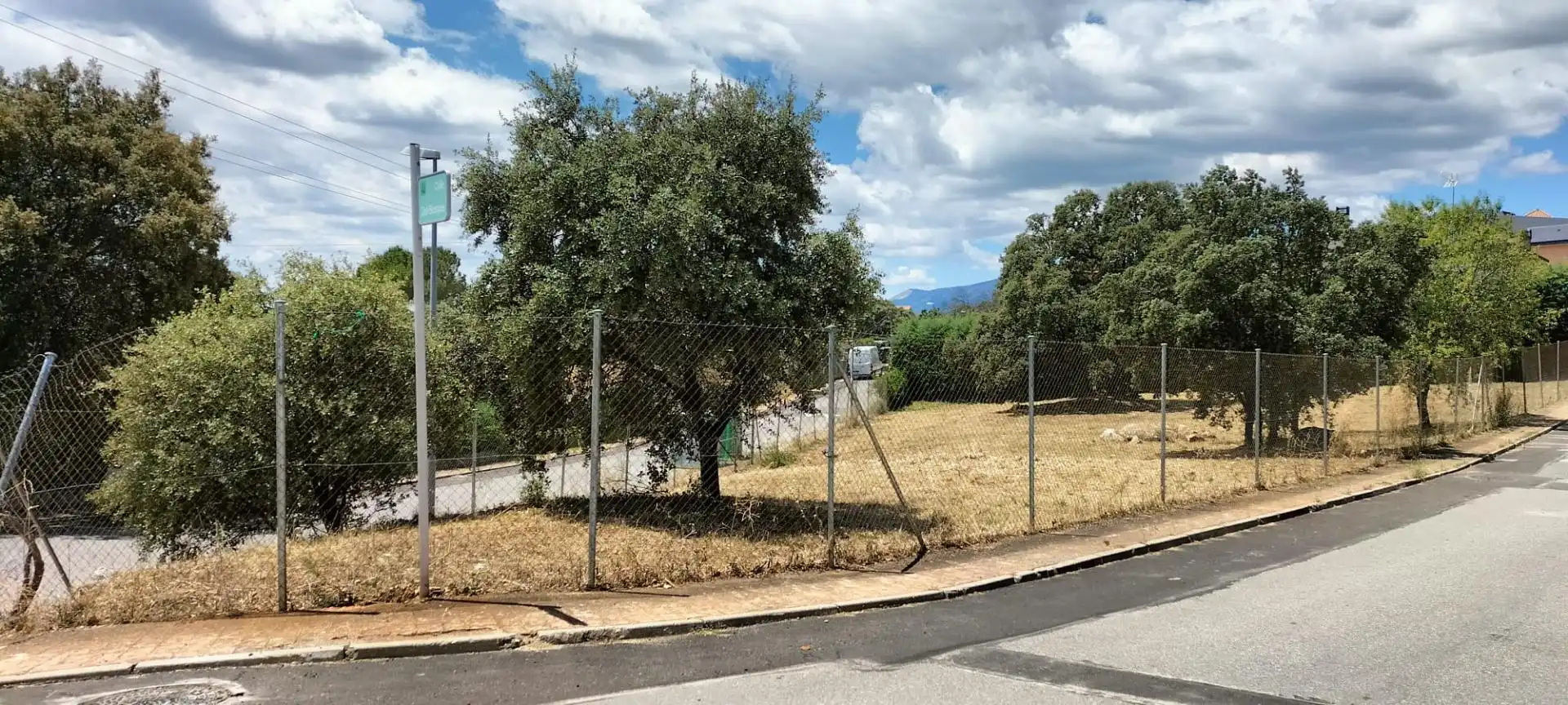 Urbanizable en venta en Calle del Bosque, 173, Las Zorreras - Monte Encinar Urbanizable en venta en El Escorial