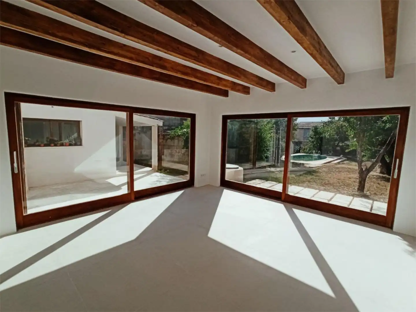 Einfamilien-Reihenhaus zum Verkauf in Campanet mit Klimaanlage, Terrasse und Schwimmbad