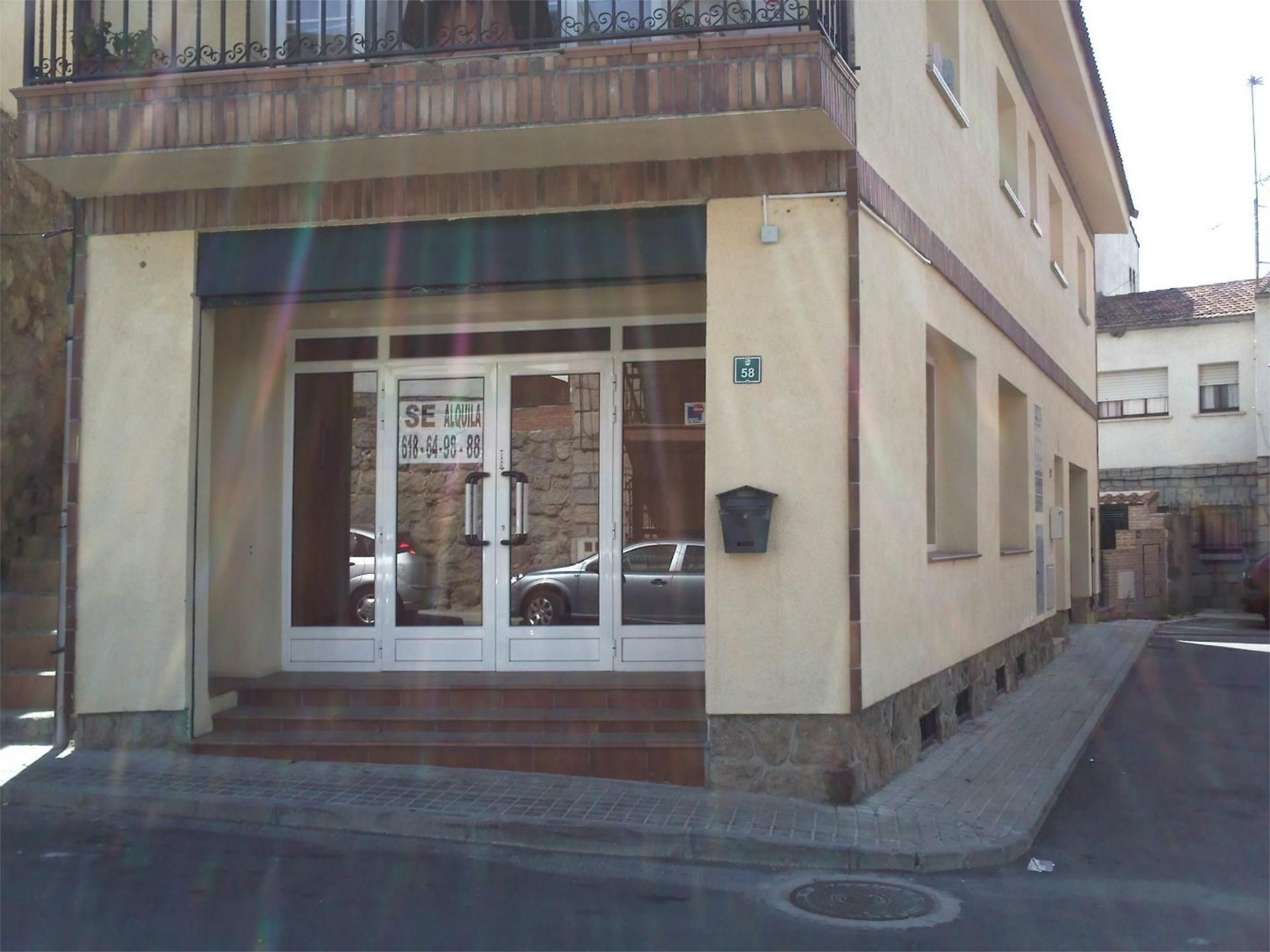 Local de lloguer a Calle la Paz, 58, Valdemorillo pueblo Local de lloguer en Valdemorillo amb Aire condicionat i Moblat