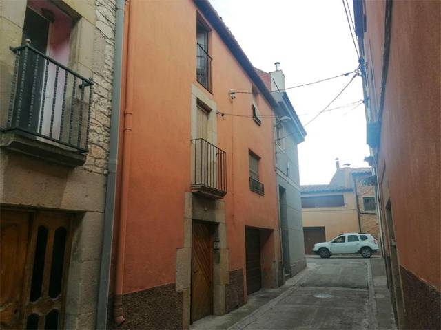 Casa adosada en Venta en Carrer Migdia, 4 en Belianes