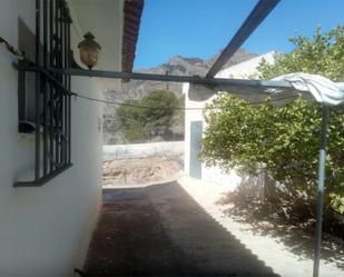 Vista exterior de Casa adosada en venda en Orihuela amb Terrassa