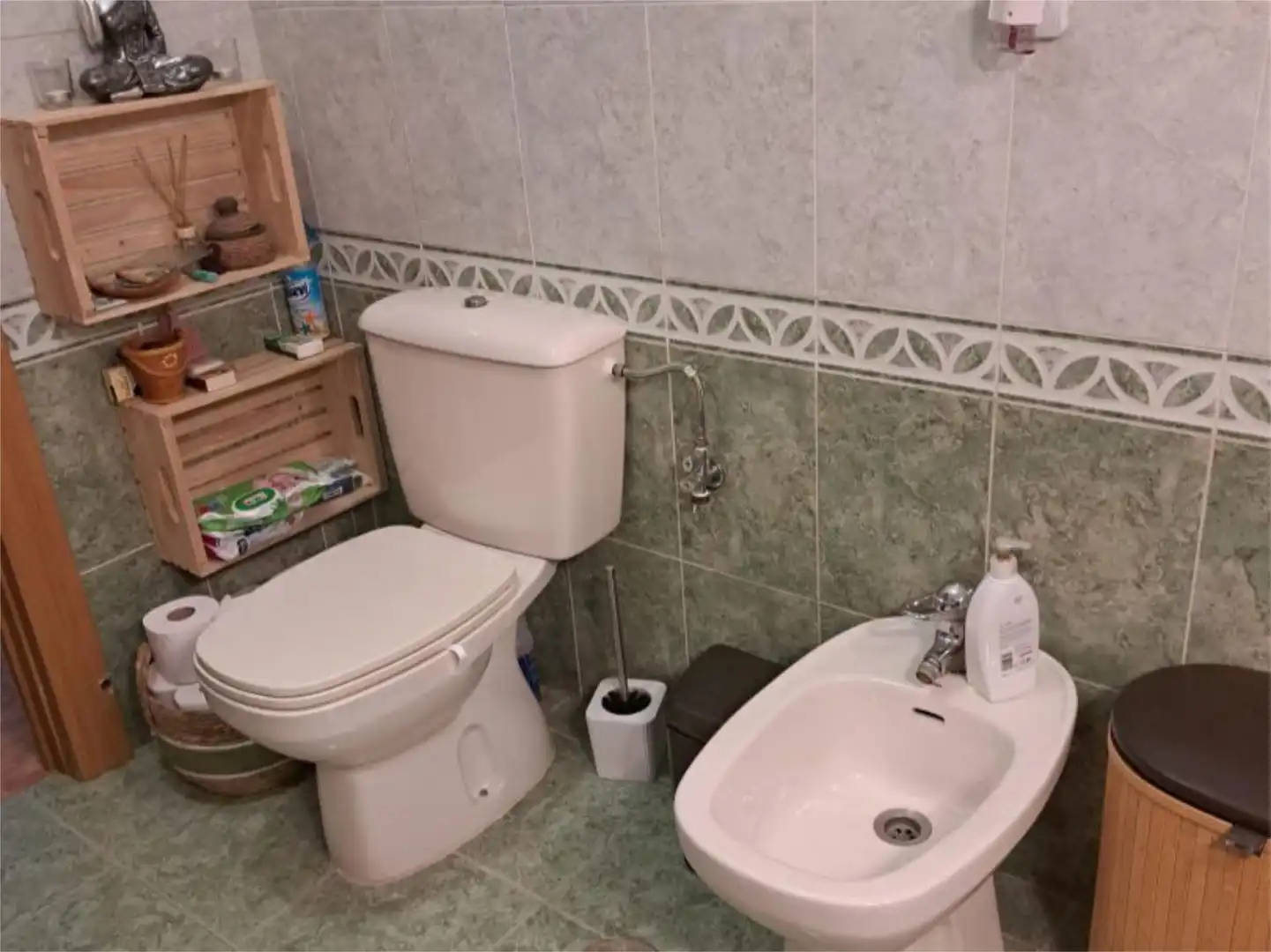 Baño de Piso de alquiler en Albacete con Calefacción, Amueblado y Videoportero