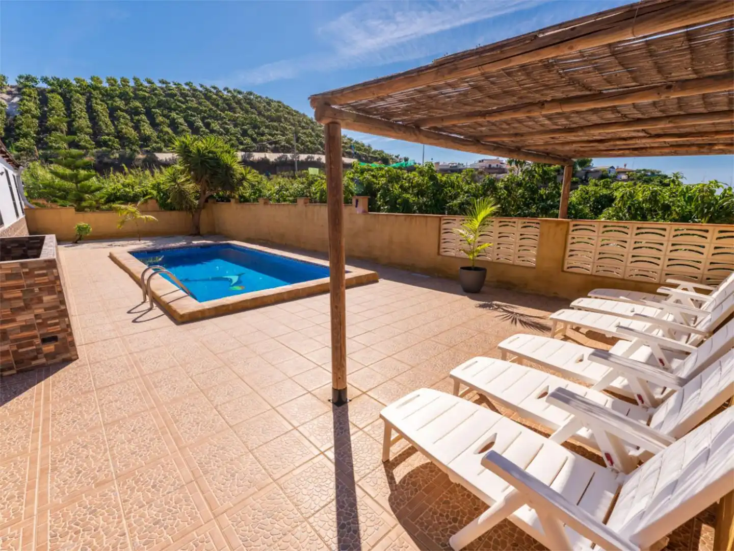Finca rústica en venda a Diseminado Cajiz Rural, 104, Camino Viejo de Málaga Piscina de Finca rústica en venda en Vélez-Málaga amb Aire condicionat, Terrassa i Piscina