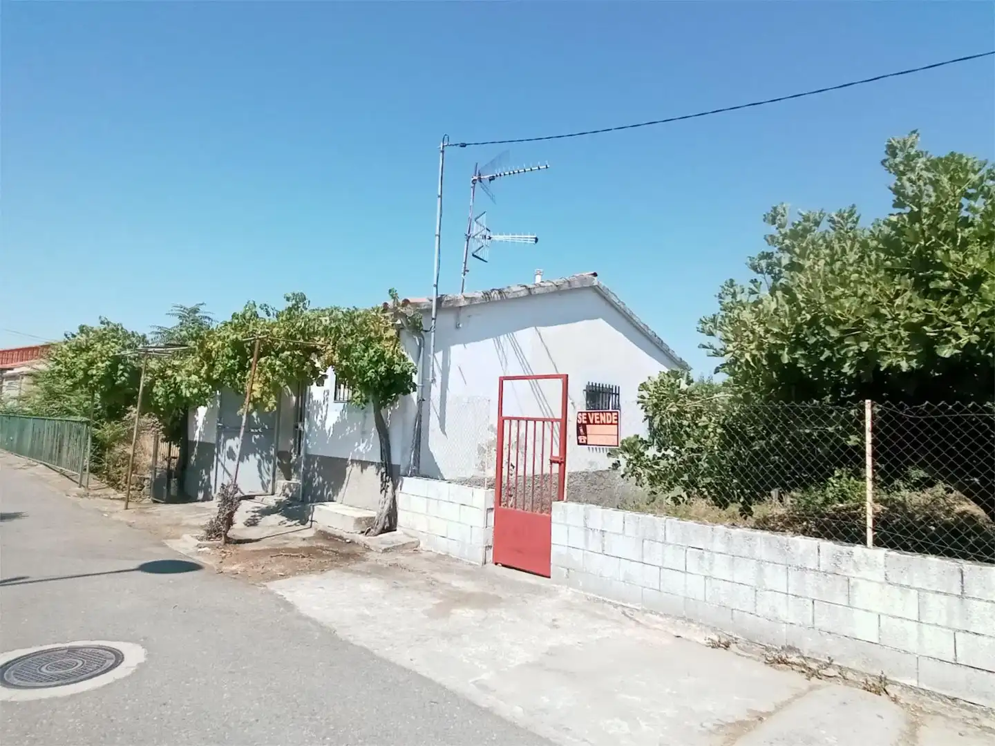 Flat for sale in Calle las Olivas, 112, Aldeanueva del Camino Exterior view of Flat for sale in Aldeanueva del Camino