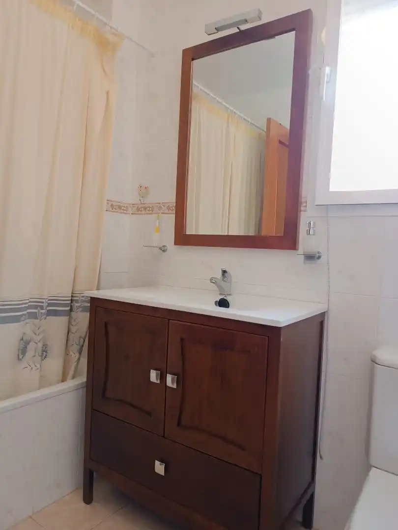 Casa o xalet en venda a Calle de los Cooperantes, 10, Manantiales - Lagar - Cortijo Bany de Casa o xalet en venda en Alhaurín de la Torre amb Aire condicionat, Calefacció i Jardí privat