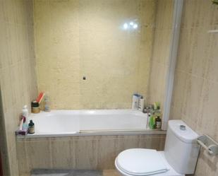 Bathroom of Flat for sale in Sant Carles de la Ràpita  with Air Conditioner and Terrace