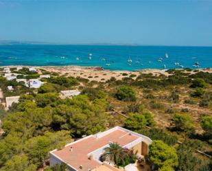 Vista exterior de Finca rústica en venda en Formentera amb Aire condicionat, Terrassa i Balcó