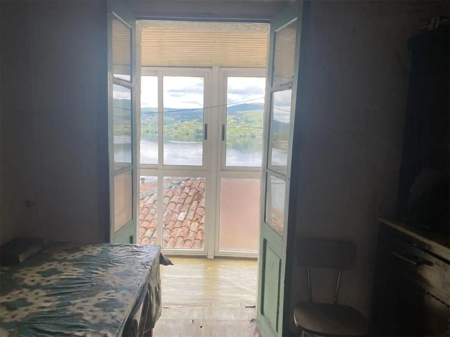 Casa adosada en venta en Carretera de Sampaio, Ribadavia Habitación de Casa adosada en venta en Ribadavia