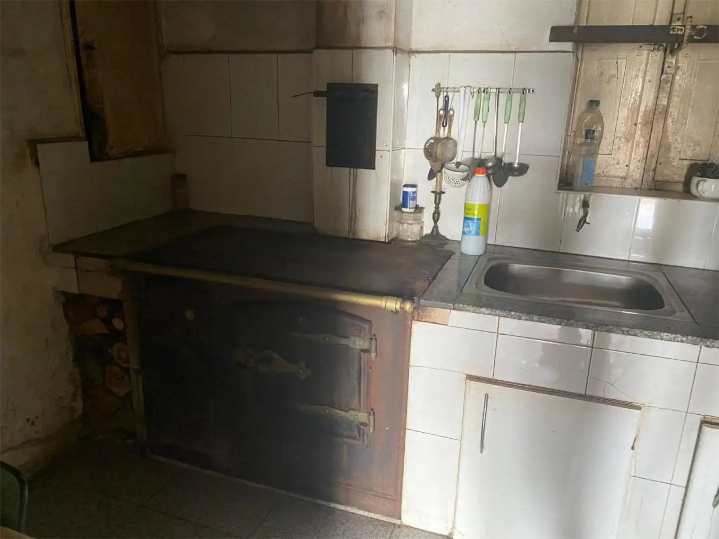 Casa adosada en venta en Carretera de Sampaio, Ribadavia Cocina de Casa adosada en venta en Ribadavia
