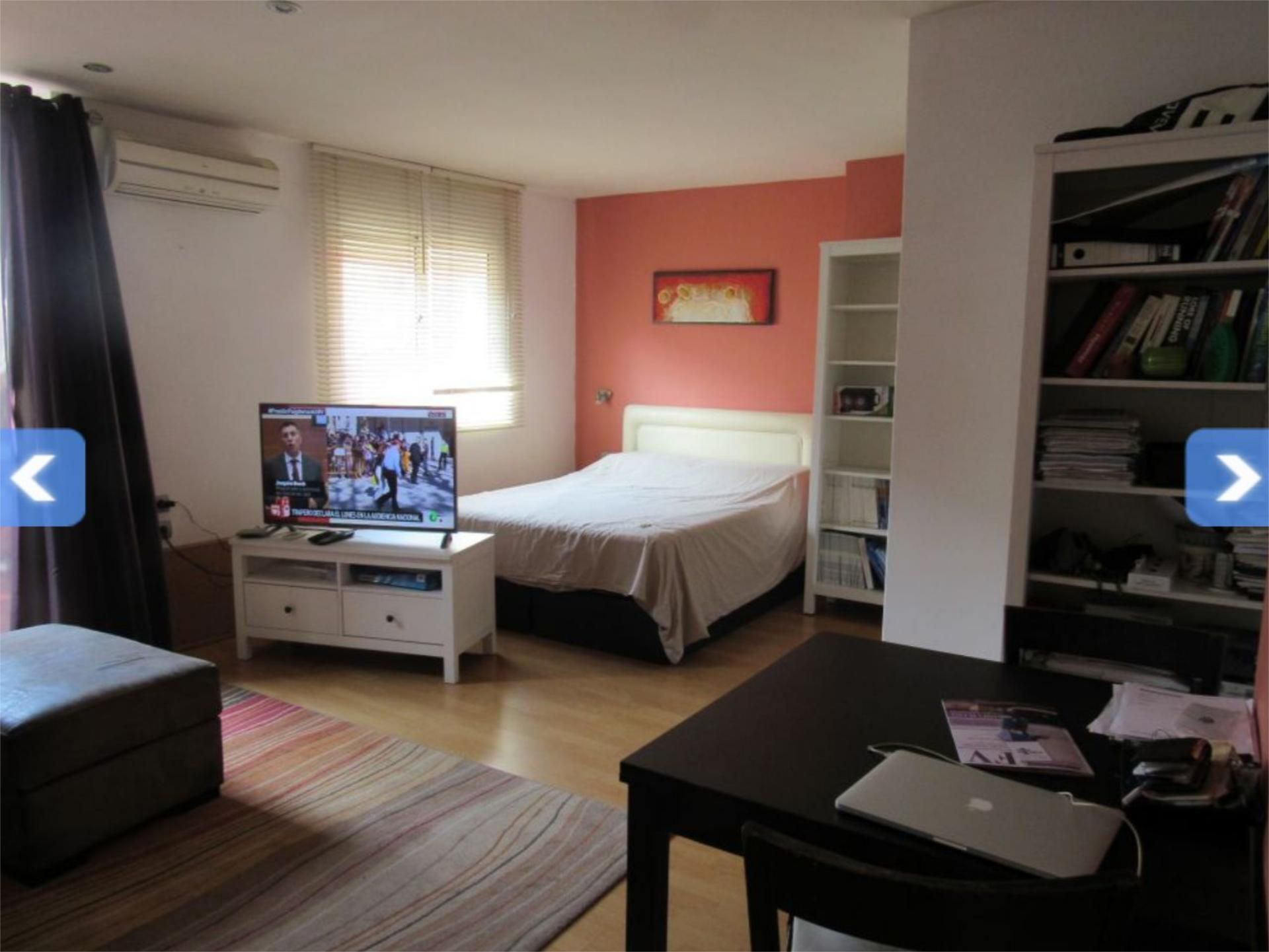 Bedroom of Attic to rent in  Barcelona Capital  with Air Conditioner, Heating and Terrace
