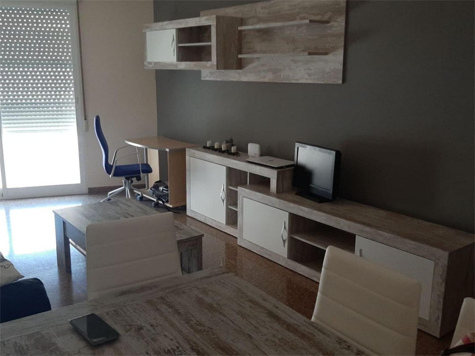 Living room of Flat to share in Crevillent  with Air Conditioner, Heating and Terrace