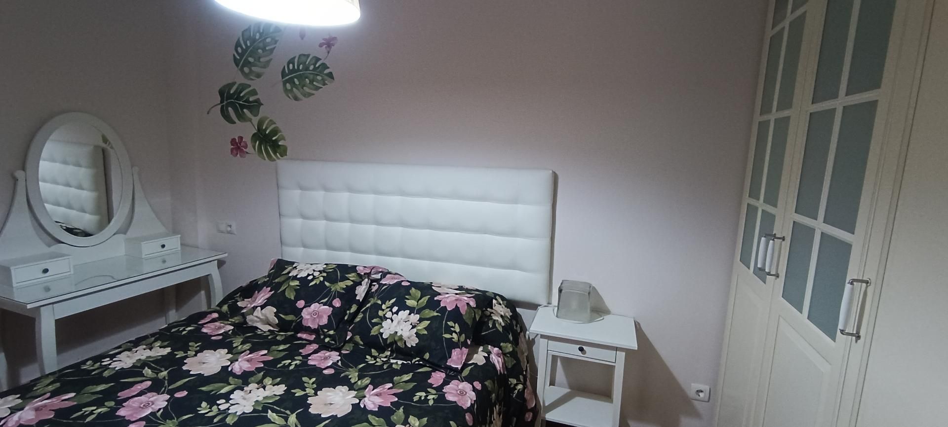 Pis en venda a Avenida del Cid Campeador, 85, Los Vadillos - R. Sanitaria - Pozanos Dormitori de Pis en venda en Burgos Capital amb Aire condicionat, Calefacció i Parquet