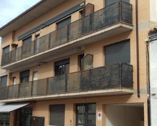 Exterior view of Apartment for sale in Pinseque  with Air Conditioner, Terrace and Balcony