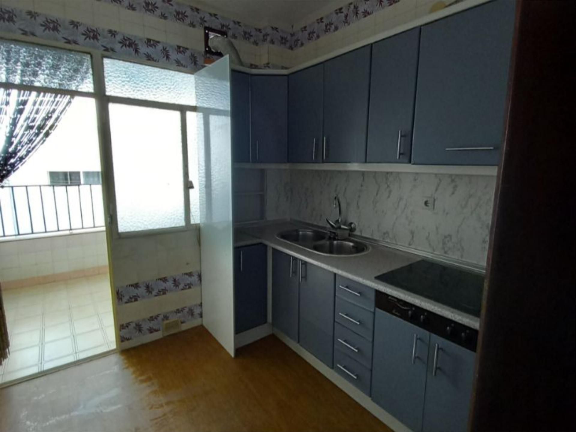 Kitchen of Flat for sale in Torreblascopedro  with Terrace, Storage room and Balcony