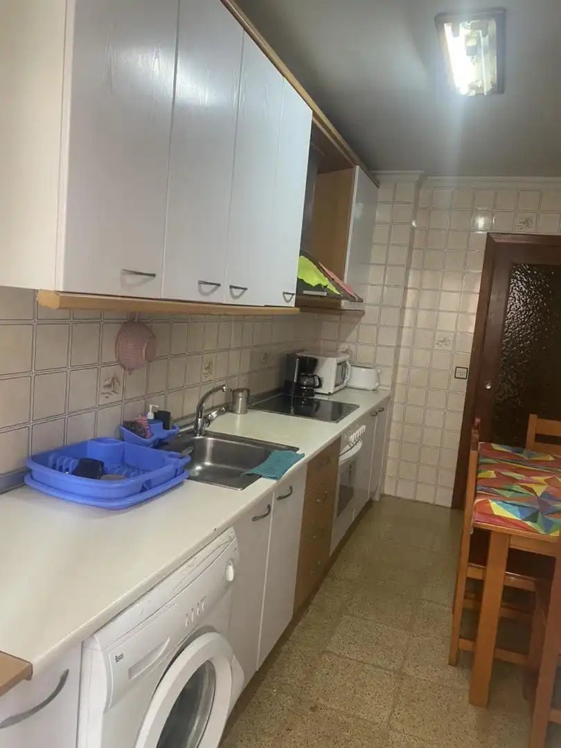 Room in Barrio la Esprilla, 2, Igollo Kitchen of Flat for share in Camargo with Heating, Terrace and Furnished
