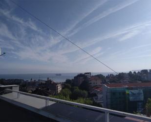 Vista exterior de Pis de lloguer en Santander amb Terrassa i Balcó