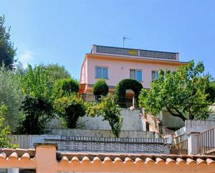 Vista exterior de Casa o xalet en venda en Riells i Viabrea amb Terrassa i Balcó