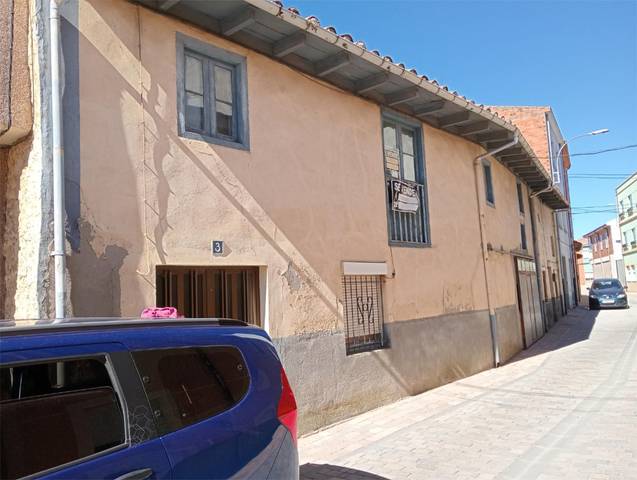 Piso en Venta en Calle la Hacendera, 3 en Santa María del Páramo