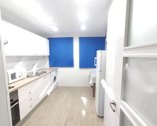 Kitchen of Flat to rent in  Sevilla Capital