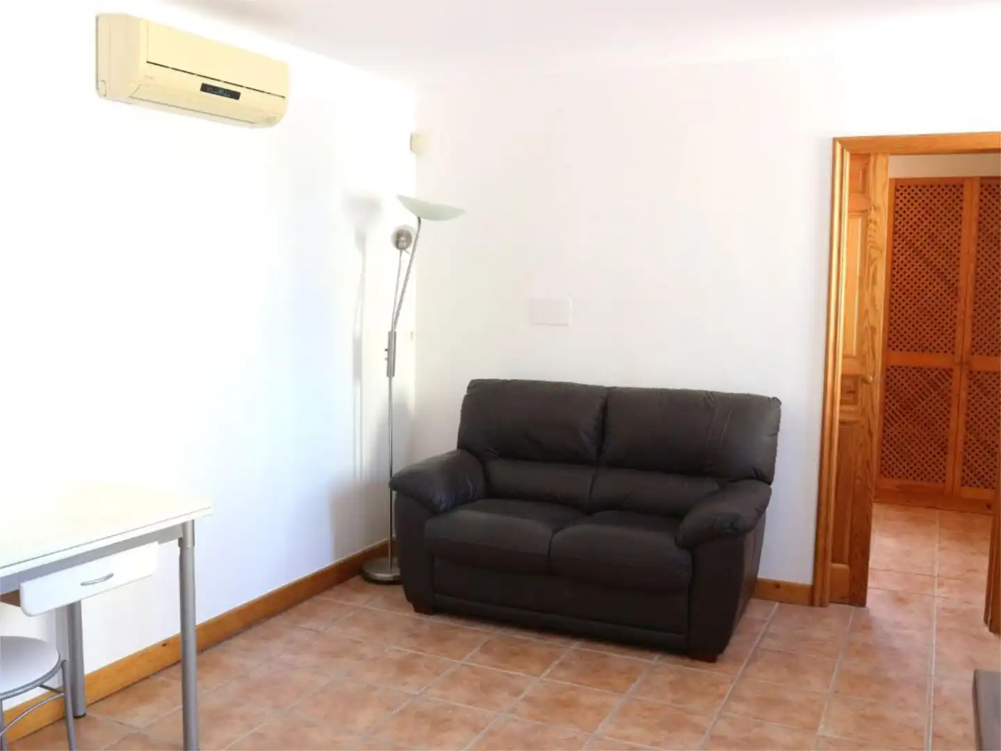Casa o xalet en venda a Carrer Dels Xops, 17, Platja de Mont-roig Sala d'estar de Casa o xalet en venda en Mont-roig del Camp amb Aire condicionat, Terrassa i Piscina