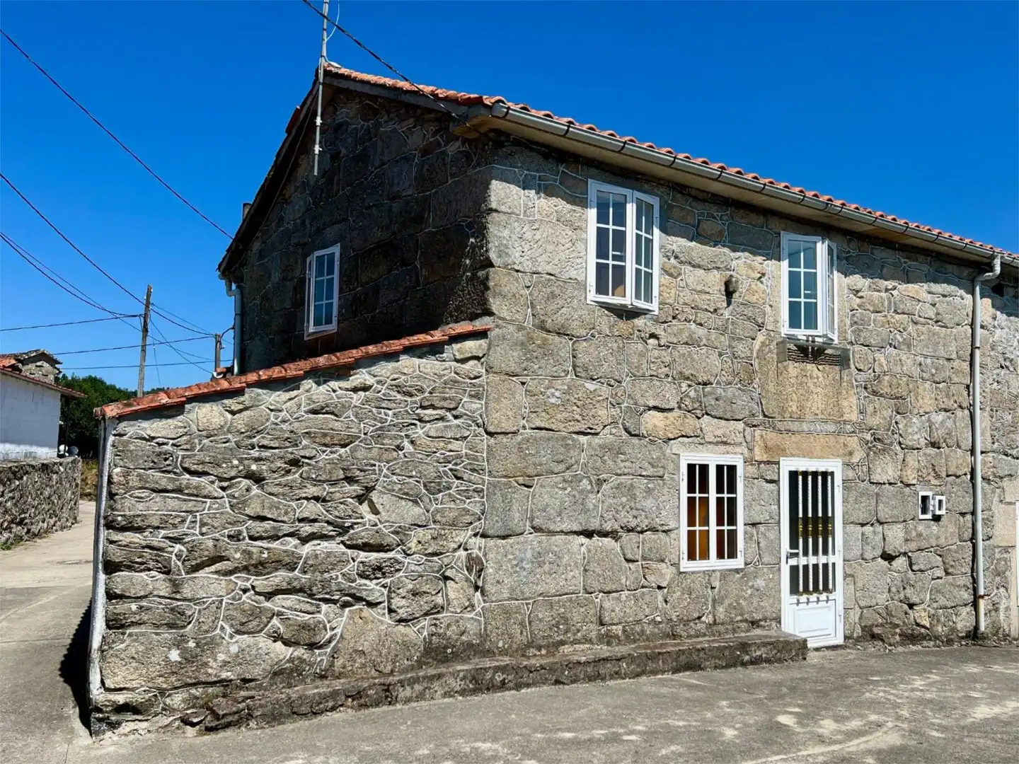 Exterior view of Houses for sale in Monterroso