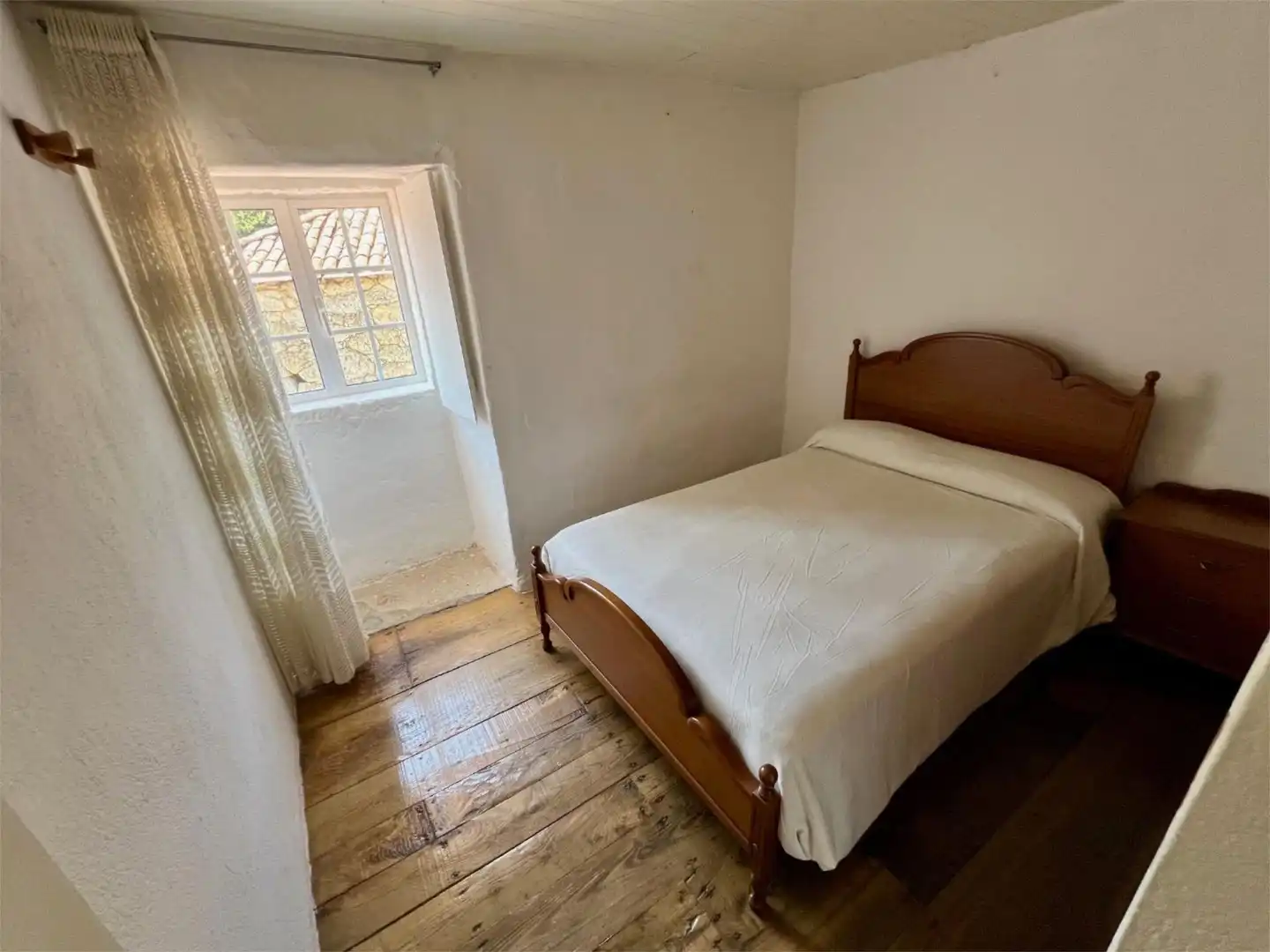 Bedroom of Houses for sale in Monterroso