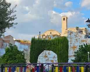 Vista exterior de Casa adosada en venda en Pegalajar amb Terrassa i Balcó