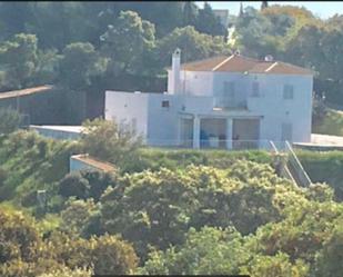 Vista exterior de Casa o xalet en venda en Castilblanco de los Arroyos amb Aire condicionat, Terrassa i Piscina