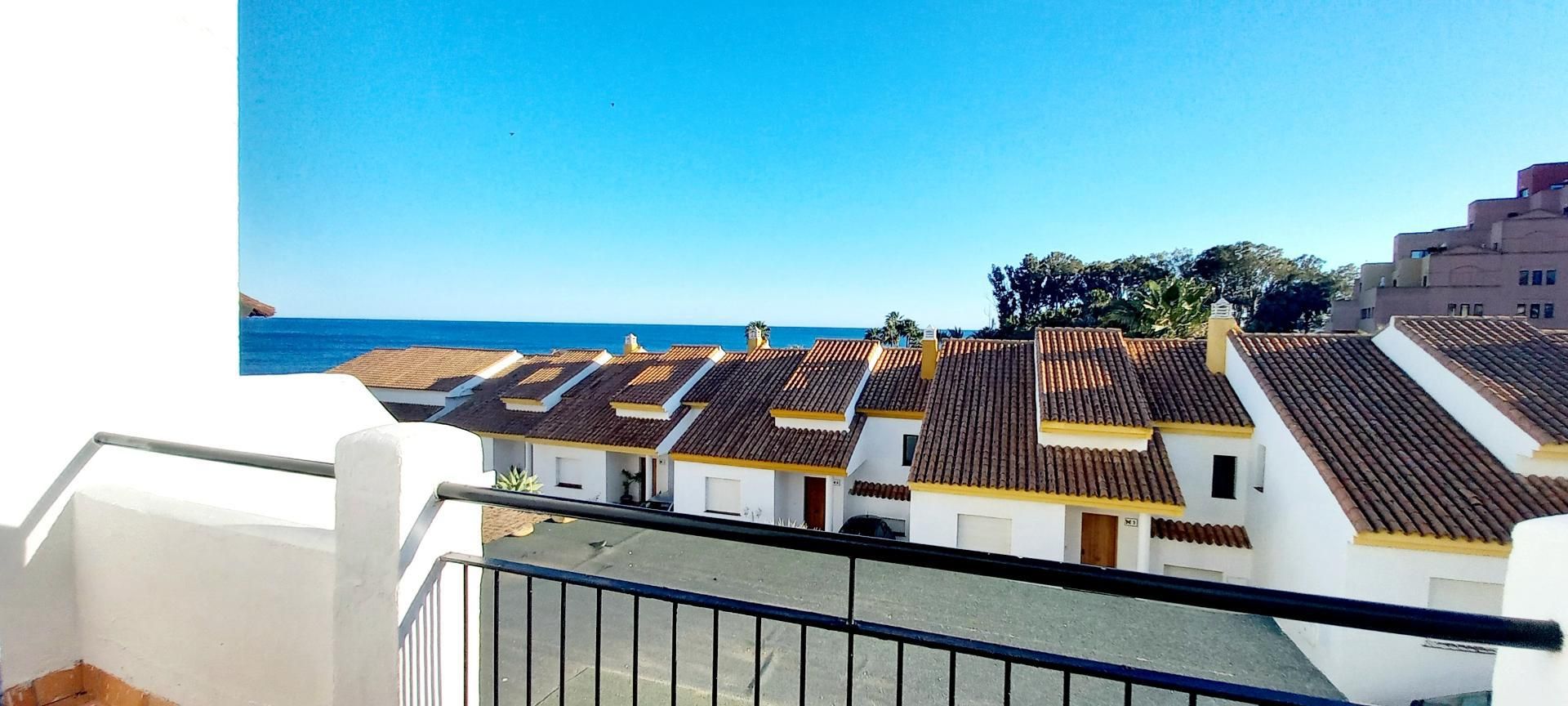 Single-family semi-detached to rent in Calle Cjto Residencial Chullera, 16, Alcorrín