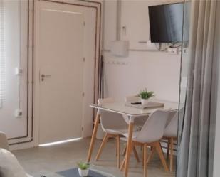 Menjador de Apartament de lloguer en  Córdoba Capital amb Aire condicionat, Terrassa i Balcó