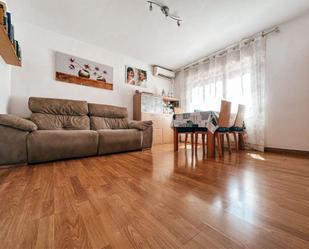 Living room of Flat for sale in Barberà del Vallès  with Air Conditioner