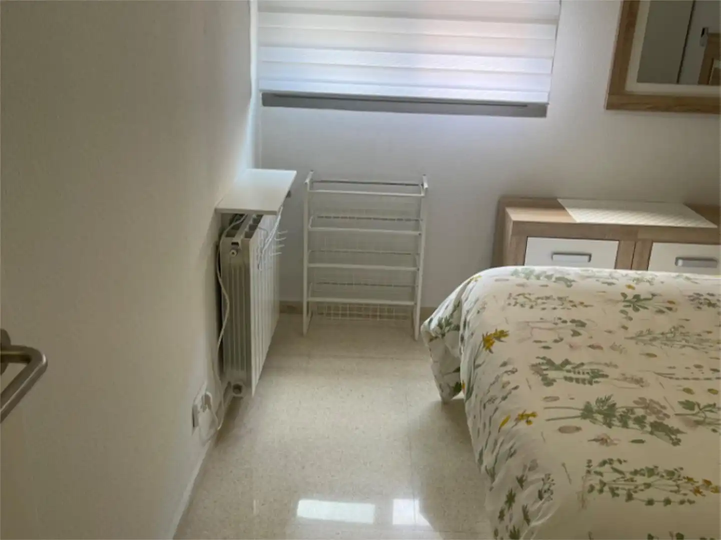Room in Calle Villa de Oña, 11, Almanjáyar