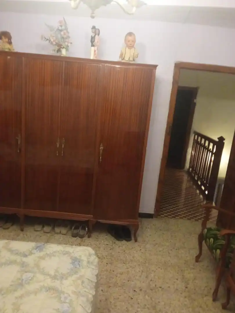 Casa o chalet en venta en Calle Luna, 4, San Martín del Río Habitación de Casa o chalet en venta en San Martín del Río con Calefacción, Trastero y Amueblado
