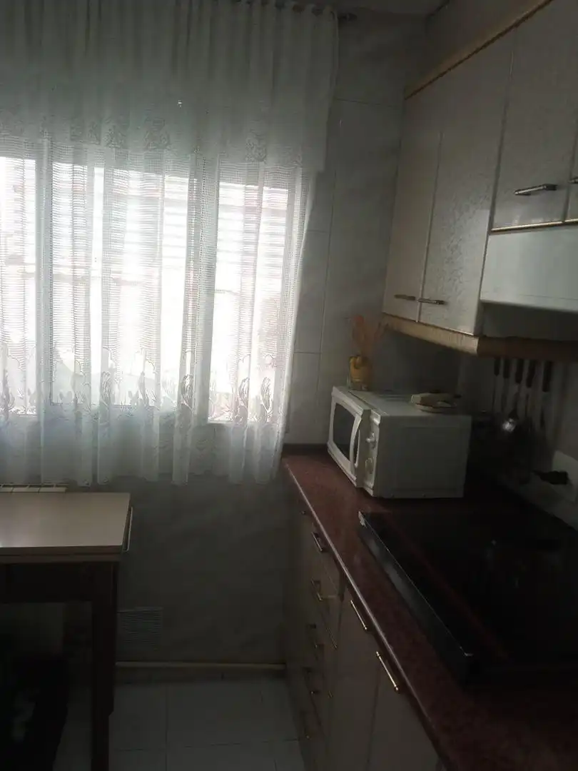 Casa o chalet en venta en Calle Luna, 4, San Martín del Río Cocina de Casa o chalet en venta en San Martín del Río con Calefacción, Trastero y Amueblado