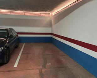 Parkplatz von Garage miete in Gelves