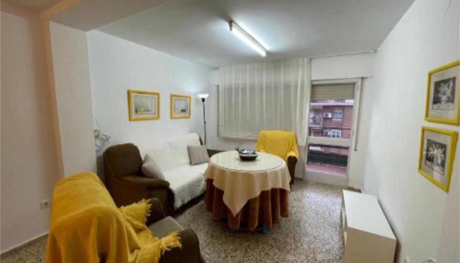 Piso de alquiler en Avenida Virgen de Los Dolores, 4, Vista Alegre - Parque Cruz Conde, Córdoba - imagen 1 Foto 1 de Piso de alquiler en Avenida Virgen de Los Dolores, 4, Vista Alegre - Parque Cruz Conde, Córdoba