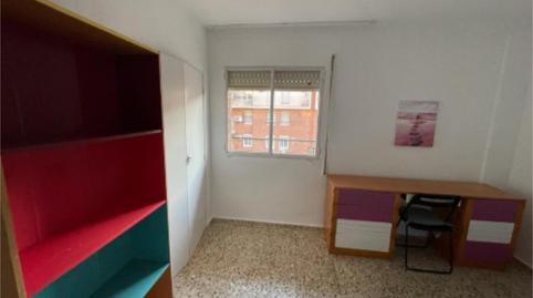 Piso de alquiler en Avenida Virgen de Los Dolores, 4, Vista Alegre - Parque Cruz Conde, Córdoba - imagen 5 Foto 5 de Piso de alquiler en Avenida Virgen de Los Dolores, 4, Vista Alegre - Parque Cruz Conde, Córdoba