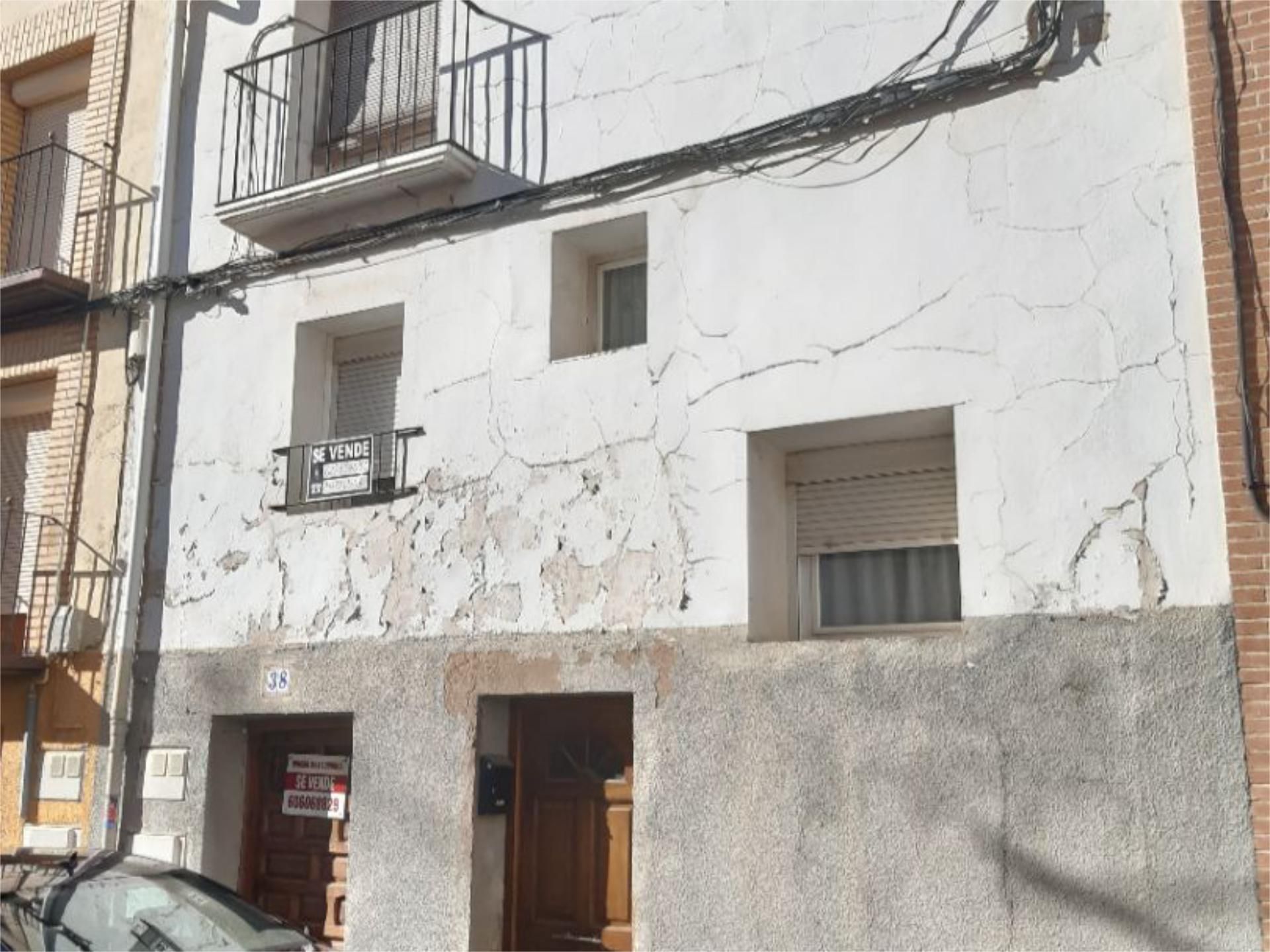 Vista exterior de Casa adosada en venda en Corella amb Moblat i Balcó