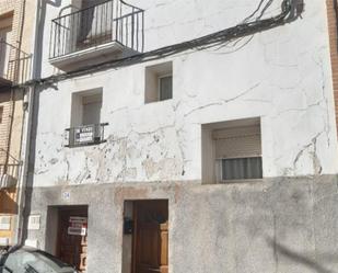 Vista exterior de Casa adosada en venda en Corella amb Moblat i Balcó