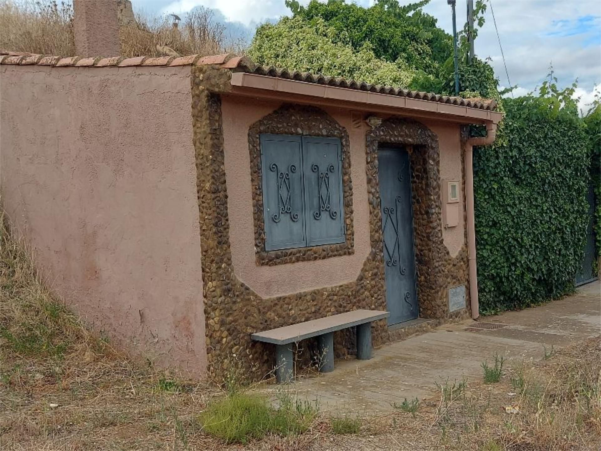 Exterior view of Single-family semi-detached for sale in Fresno de la Vega  with Furnished