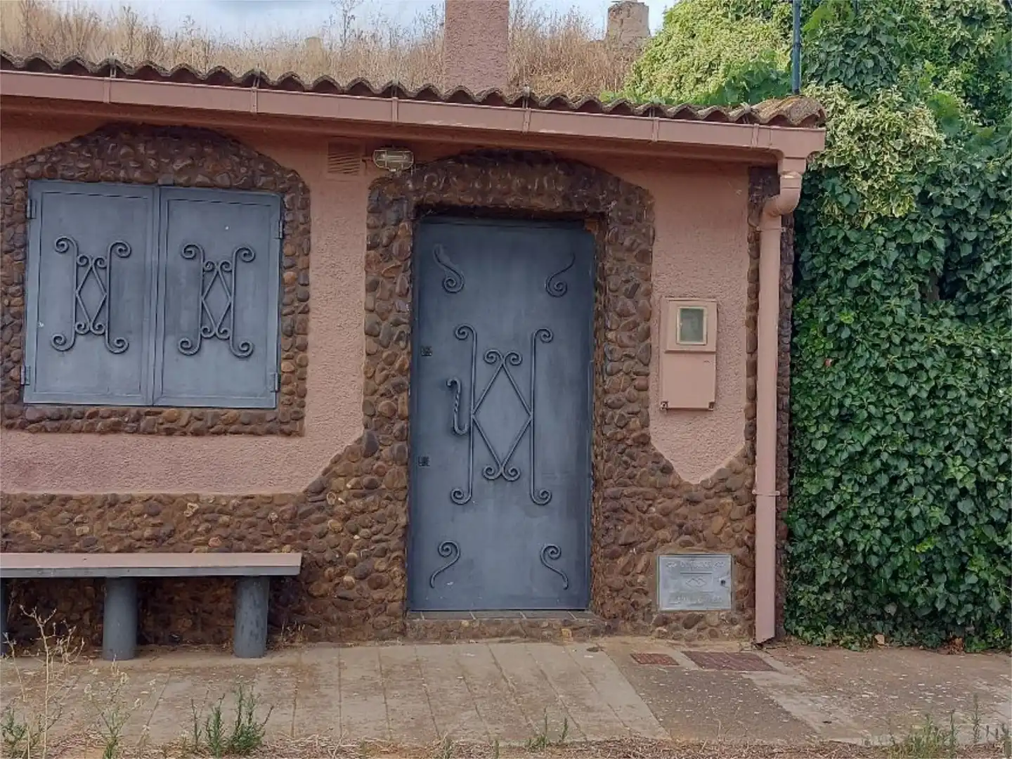 Casa adosada en venta en Camino las Bodegas, 51, Fresno de la Vega Vista exterior de Casa adosada en venta en Fresno de la Vega