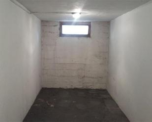 Box room to rent in Cascante