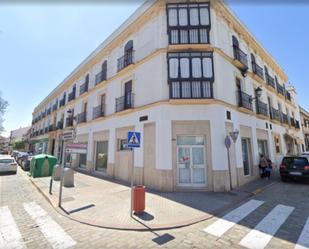 Vista exterior de Pis en venda en Utrera amb Aire condicionat, Terrassa i Balcó