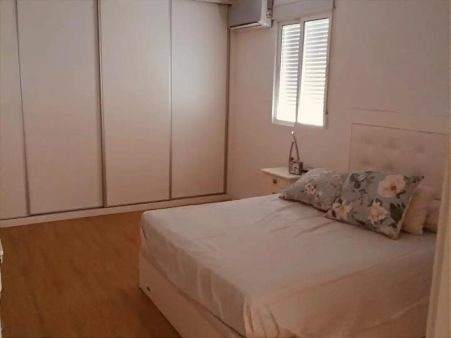 Einfamilien-Reihenhaus zum Verkauf in Calle Libertad, 8, Riogordo Schlafzimmer von Einfamilien-Reihenhaus zum Verkauf in Riogordo mit Klimaanlage und Terrasse